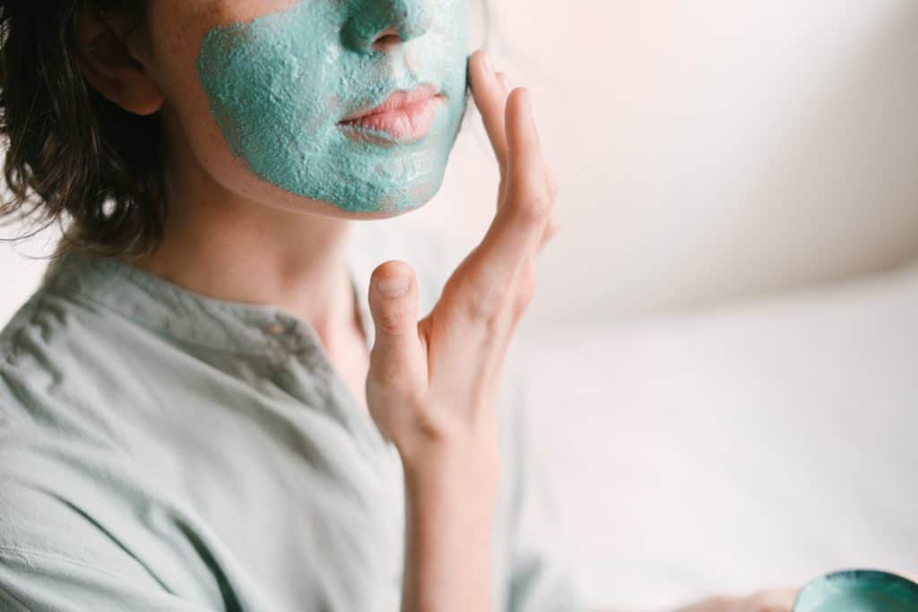 5 Easy Natural Facial Treatments You Should Try At Home